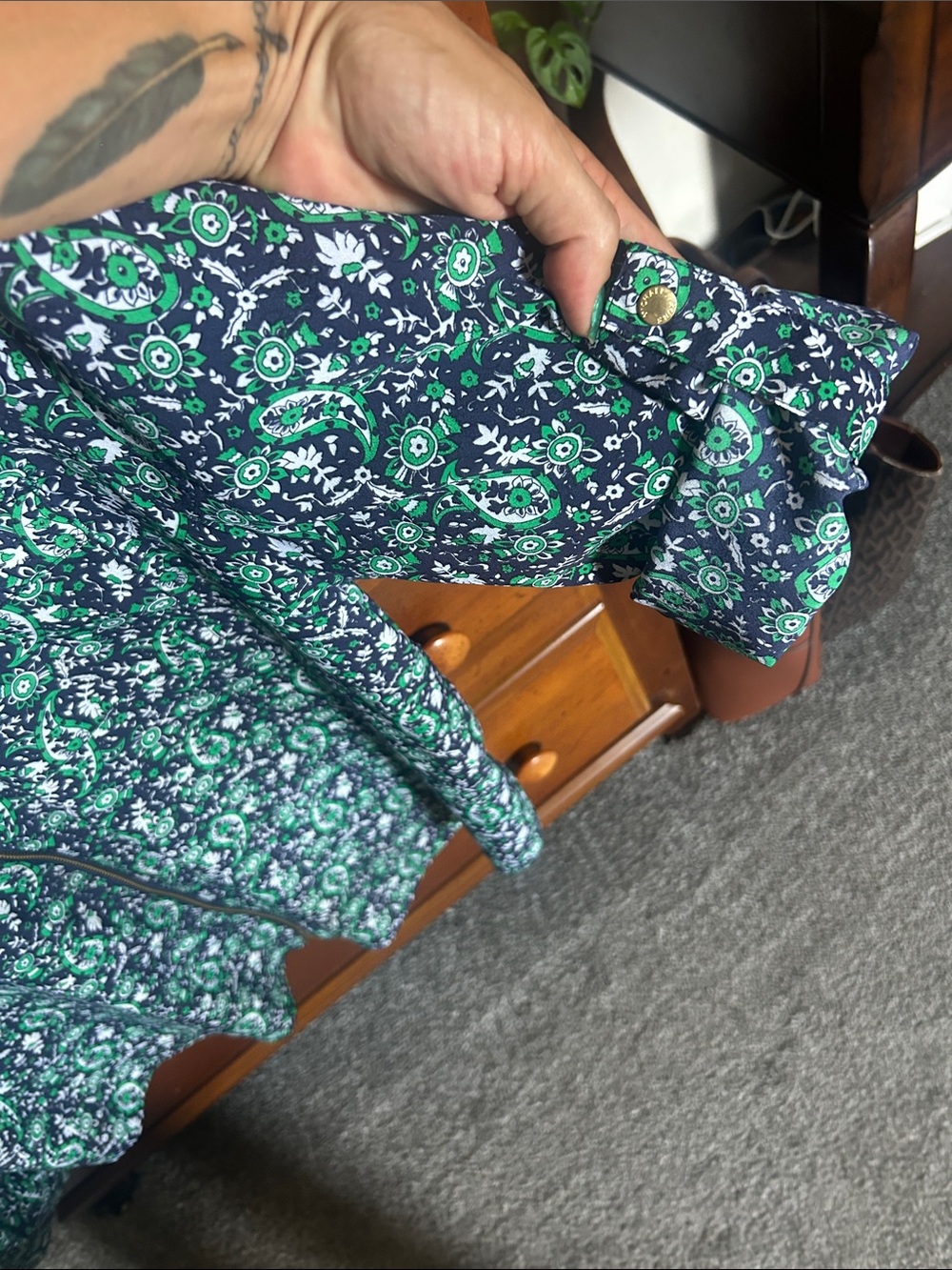 Michael Kors Navy and Green Floral Zip-Front blouse - Picture 3 of 5